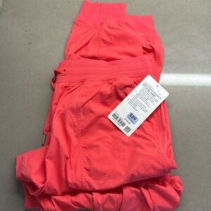 Lululemon dance studio relaxed fit cargo jogger Large